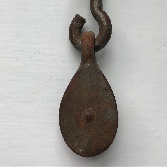 Vintage 40’s Iron Single Hook Block Pulley - Picture 5 of 7